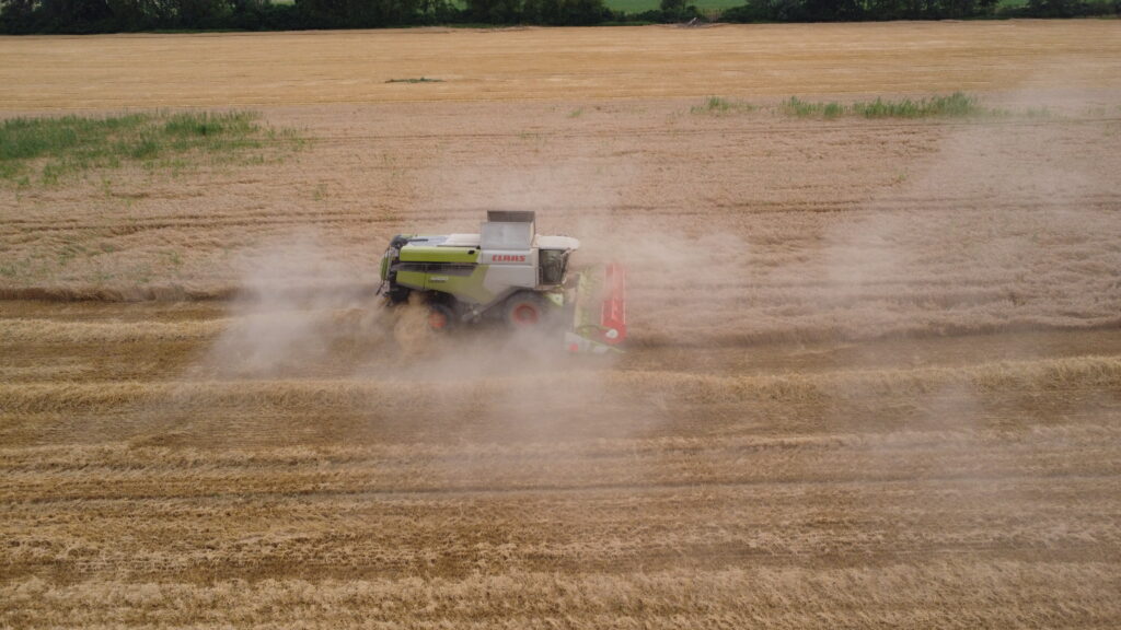 Dronové záběry z výšky - DJI_0140